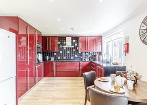 Fridge, oven, stovetop, toaster