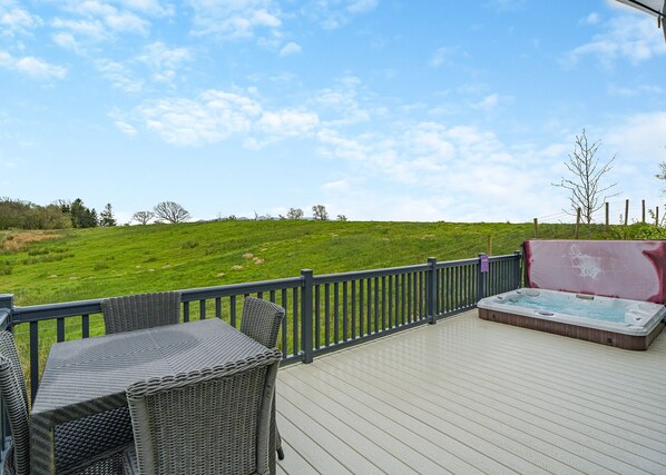 Nicht klassifiziertes Bild, 1 von 13, Schaltfläche