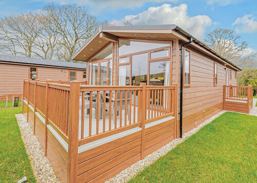 1 bedroom accommodation in Holton Heath