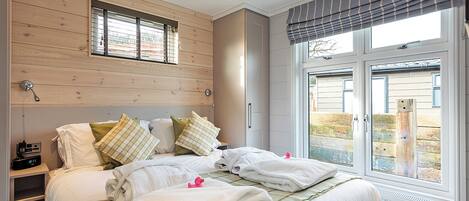 3 bedrooms, free Internet