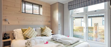 3 bedrooms, free Internet