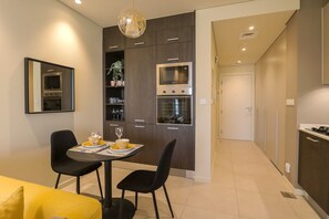 Estúdio design | Opções para refeição no quarto