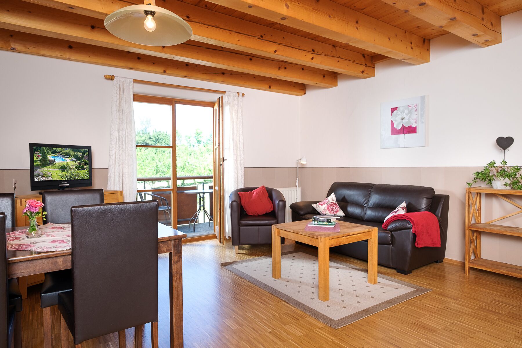 Modern 3-room country house vacation apartment
