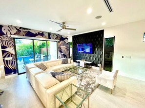 Smart TV, books, offices