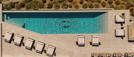 Außenpool (je nach Saison geöffnet)