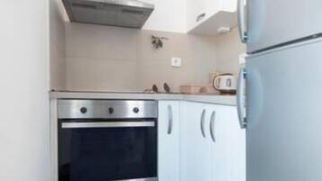 Panoramic Studio | Dapur peribadi | Peti sejuk, ketuhar, dapur, mesin basuh pinggan mangkuk