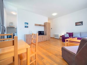 Panoramic Studio | Living area