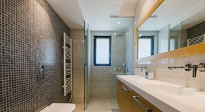 シティ デュープレックス | バスルーム