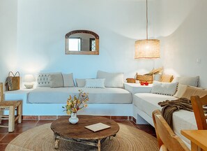 Smart-TV, Kamin, DVD-Player, Videothek