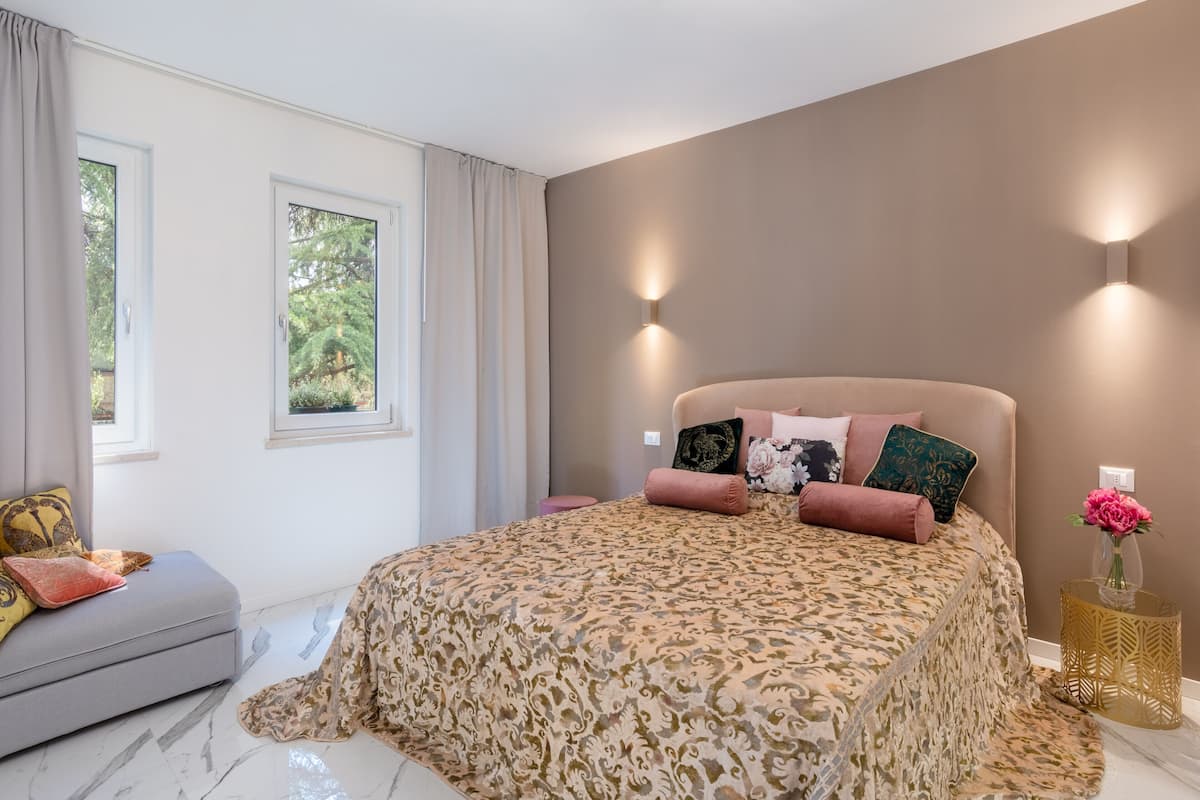 Habitación | Edredones de plumas y wifi gratis
