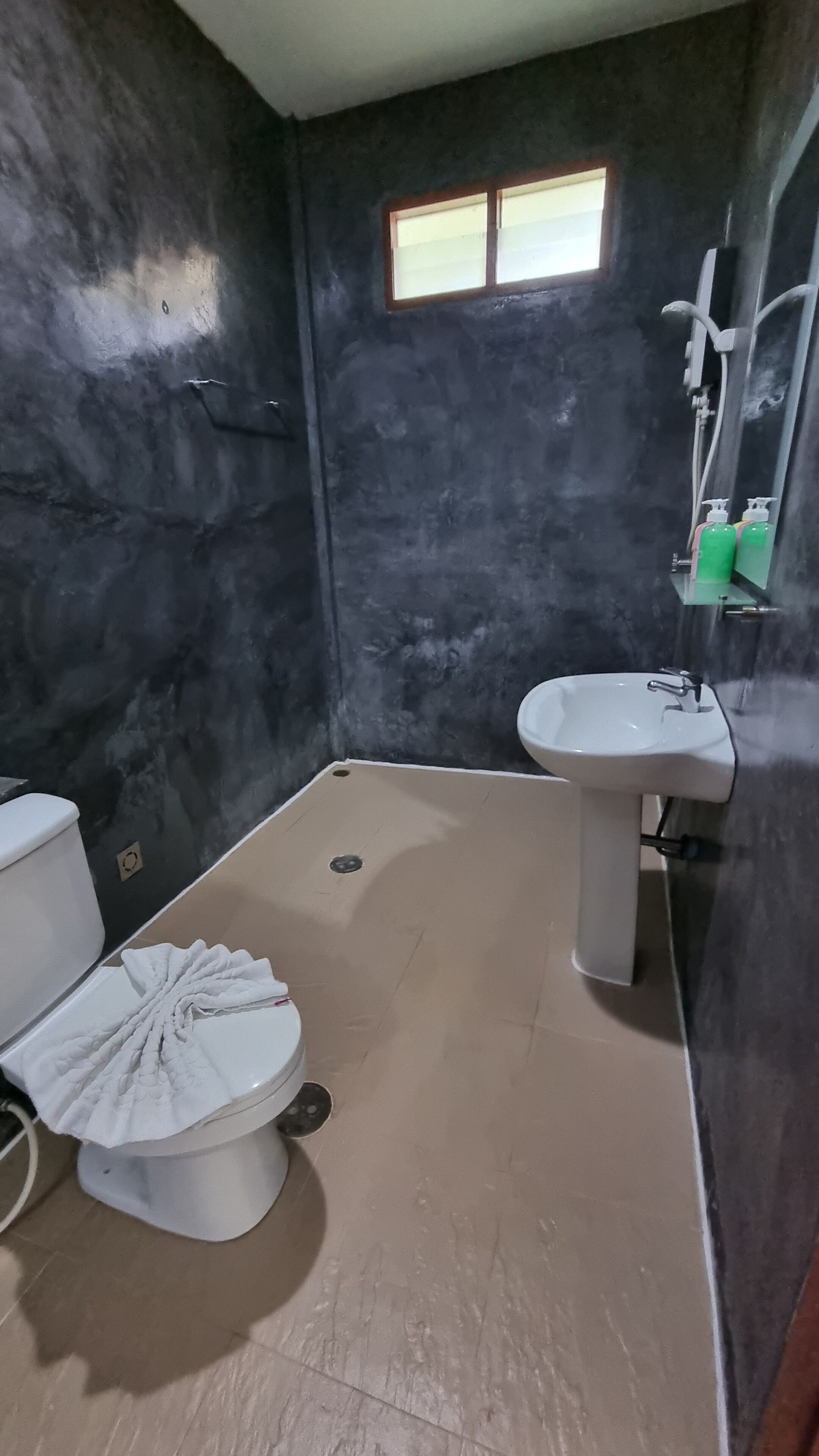 Photo - PawPaw Resort