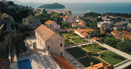 Palace Natali