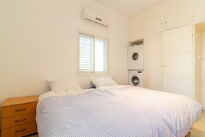 3 bedrooms, iron/ironing board, free WiFi, bed sheets - Bright 3BR in the Beating Heart of TLV by FeelHome (Tel Aviv - Jaffa)