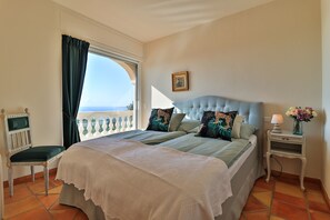 4 habitaciones, tabla de planchar con plancha y wifi gratis 