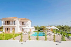 Villa (5 Bedrooms) | Bahagian luar