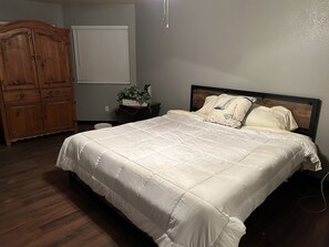 2 chambres, coffre-fort, Wi-Fi, literie fournie