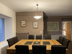 Dining - Central Chamonix with terraces and view of Mont Blanc (Chamonix-Mont-Blanc)