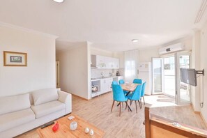 Deniz Manzarali B-6 3+1 | Private kitchen