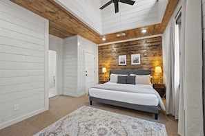 6 bedrooms, iron/ironing board, travel crib, free WiFi