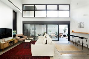 Appartement Classique | 2 chambres, rideaux occultants, fer et planche à repasser, Wi-Fi gratuit