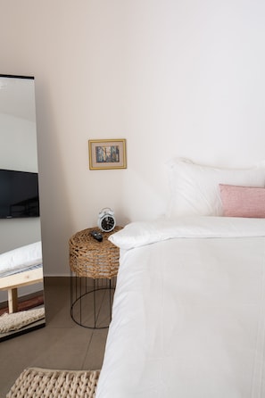 Leilighet – classic | 2 soverom, blendingsgardiner, strykejern/-brett og wi-fi (inkludert)