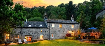 Carrholme Cottage - Rural luxury, sleeps 12 guests  in 6 bedrooms