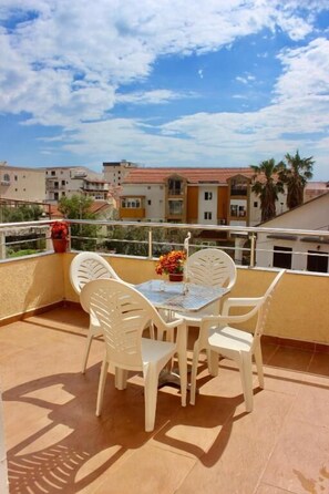 Departamento Confort | Terraza o patio