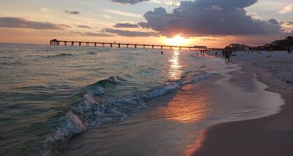 Relax by the sea! Three bedroom home with pool awaits you near Destin Beaches.