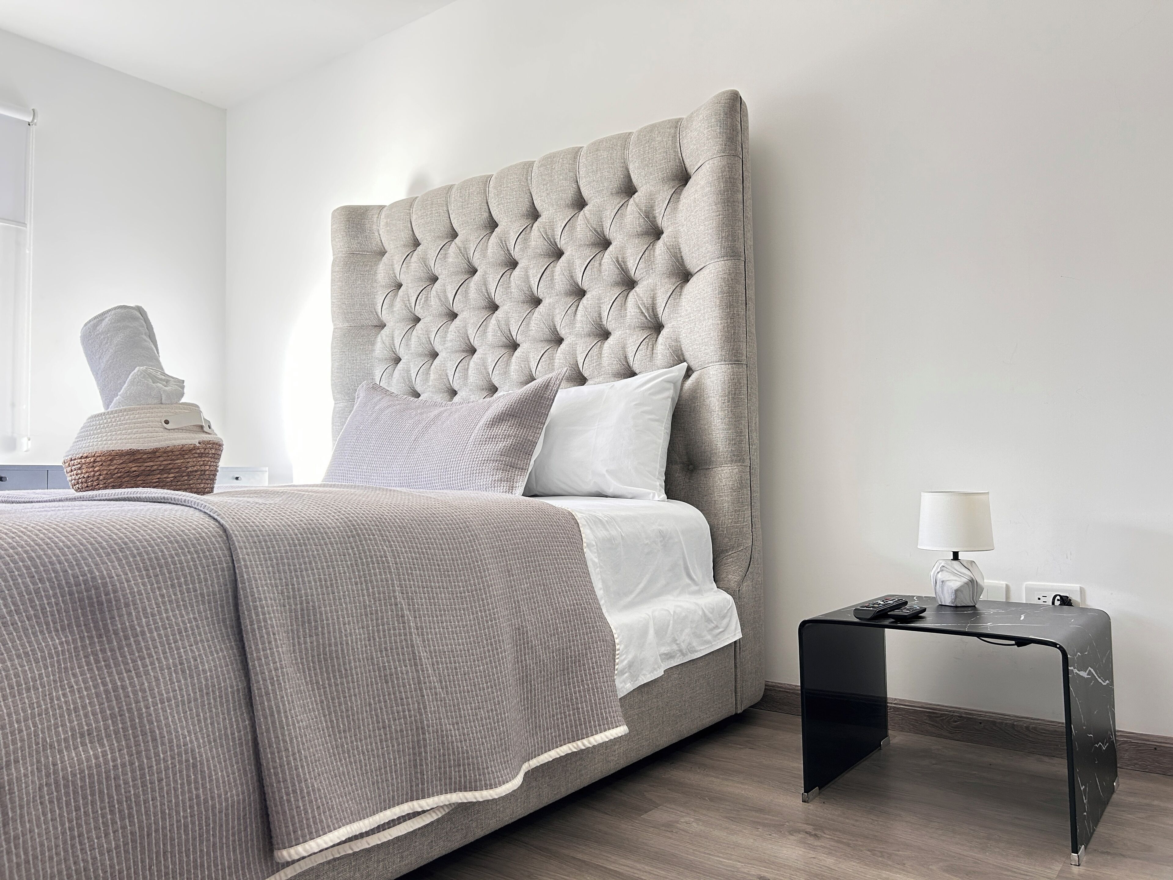 5 Schlafzimmer, Schreibtisch, Bügeleisen/Bügelbrett, kostenloses WLAN