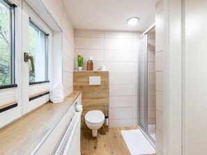 House | Bathroom - Holiday Home in Fugenberg With a lot of Comfort (Fuegenberg)