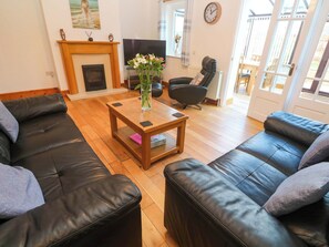 Living area - Cherry Tree House (Penzance)
