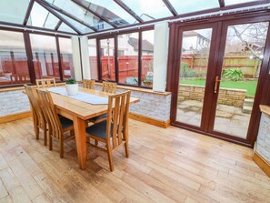 Dining - Cherry Tree House (Penzance)