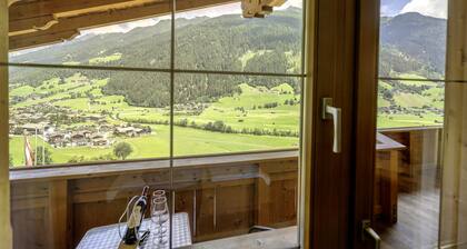 Lovely Apartment in the Stubai Valley