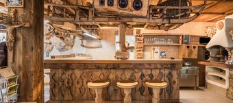 Quaint Alpine hut in the Stubaital With Sauna