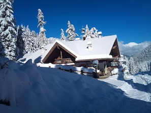 Exterior - Quaint Alpine hut in the Stubaital With Sauna (Neustift Im Stubaital)