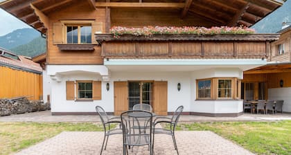 Charming Holiday Home in Maurach am Achensee
