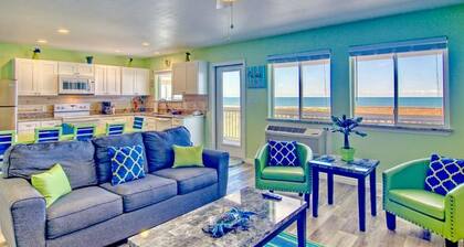 Beachgate CondoSuites and Oceanfront Resort