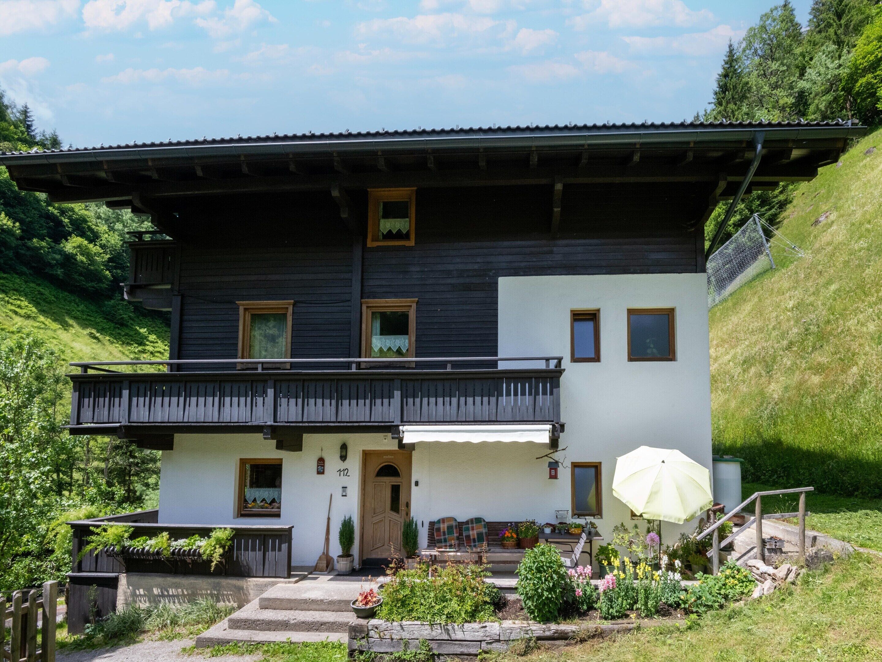 House | Bahagian luar