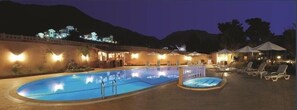 Seasonal outdoor pool - Boncuklu Otel (Fethiye)