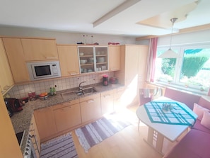 House | Private kitchen