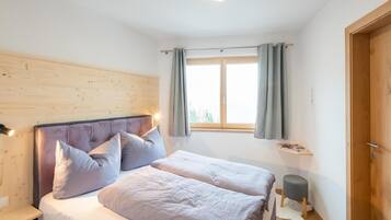 3 bedrooms, individually furnished, bed sheets