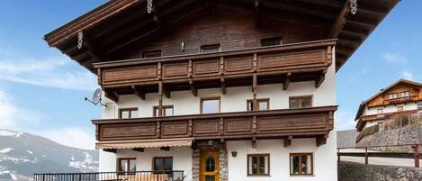 Apartment | Exterior