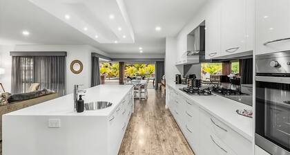 Blissful Bungalow Batemans Bay