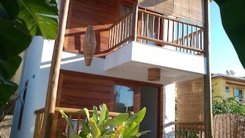 Comfort Bungalow (Casa Tanque) | Terrace/patio