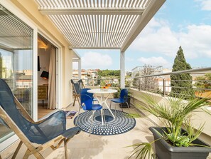 Panoramic Studio | Terrace/patio