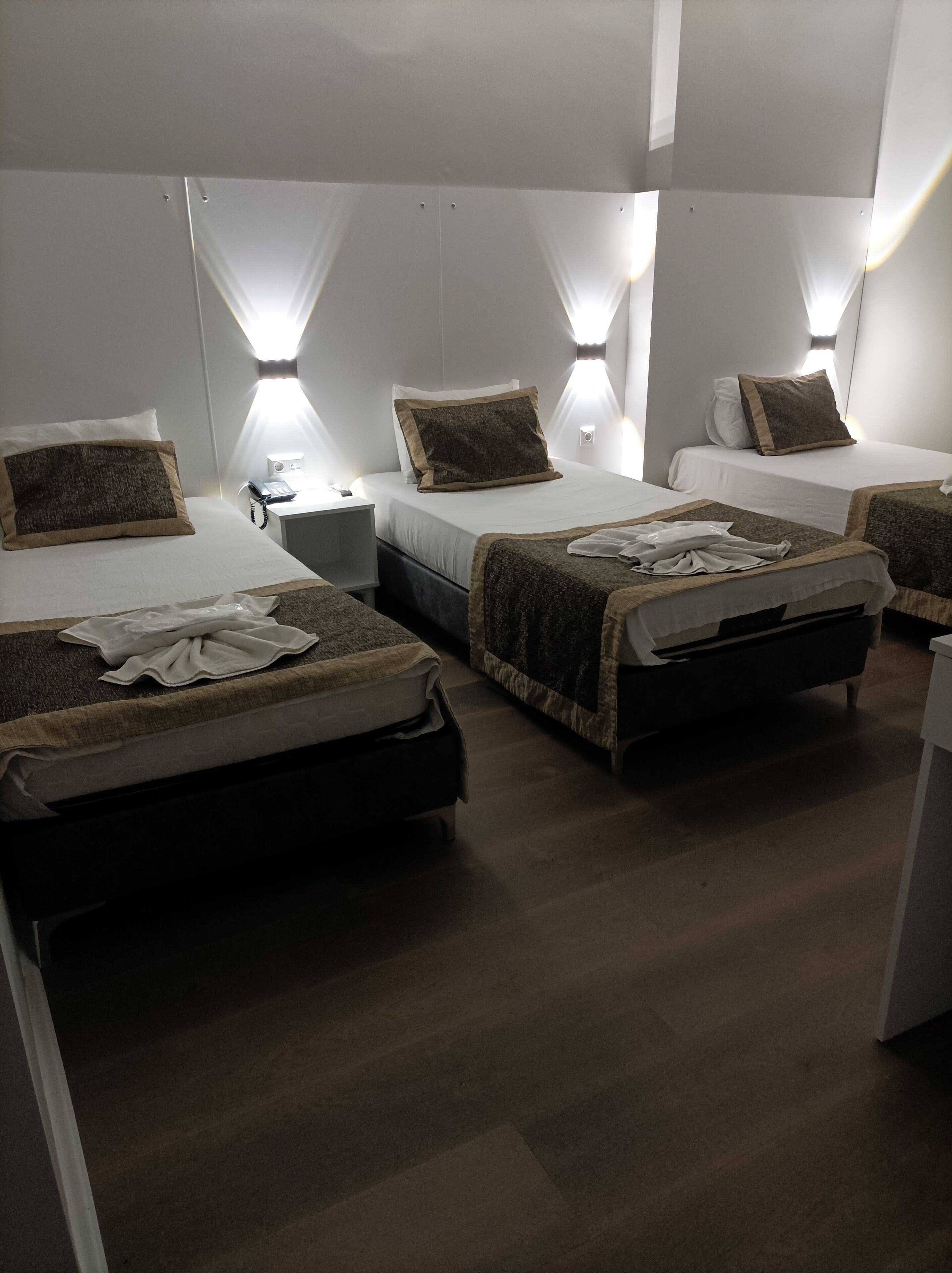 Egyptian cotton sheets, premium bedding, pillow-top beds