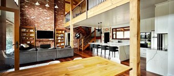 Gorgeous Stone Barn in the Adelaide Hills