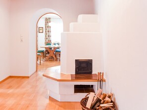 Living area - Apartment in Brixlegg Near Ski Juwel Slopes (Rattenberg)