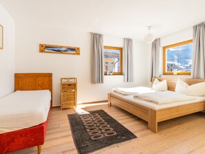 3 bedrooms, iron/ironing board, bed sheets - Apartment in Ramsau Near Ski Slopes (Ramsau im Zillertal)