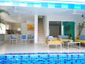 Interior - Beachside 3-Bedroom Townhouse w/ Private Pool at 70 Meters from Beach (จ.สุราษฎร์ธานี)